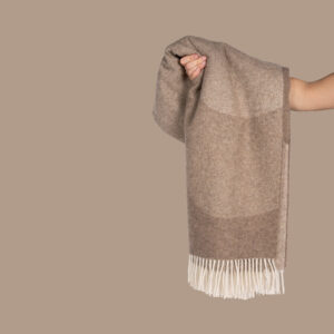 Meriino Pleed Beež - mustriga