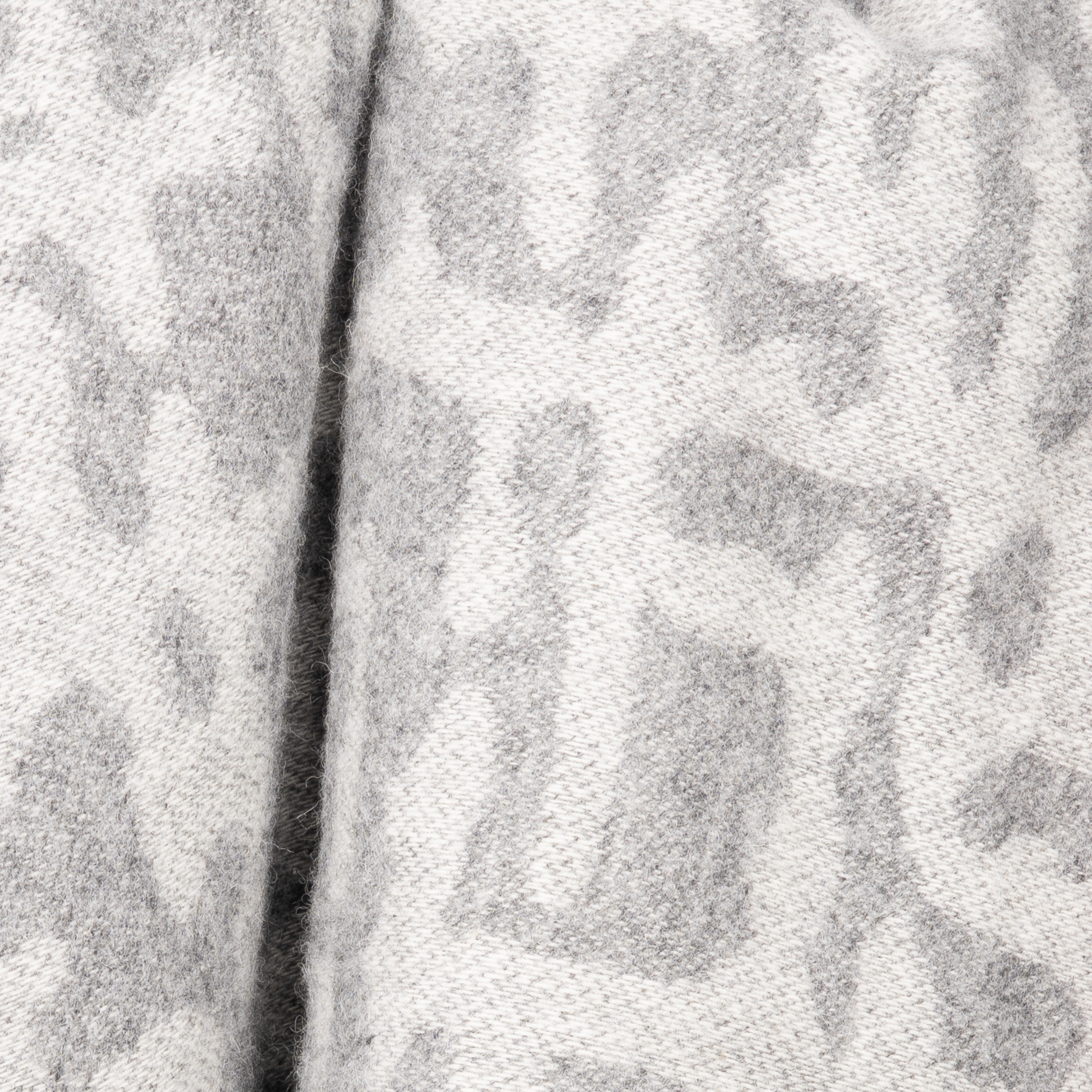 Premium Pleed 100% Vill Hall Mustriga - Image 2